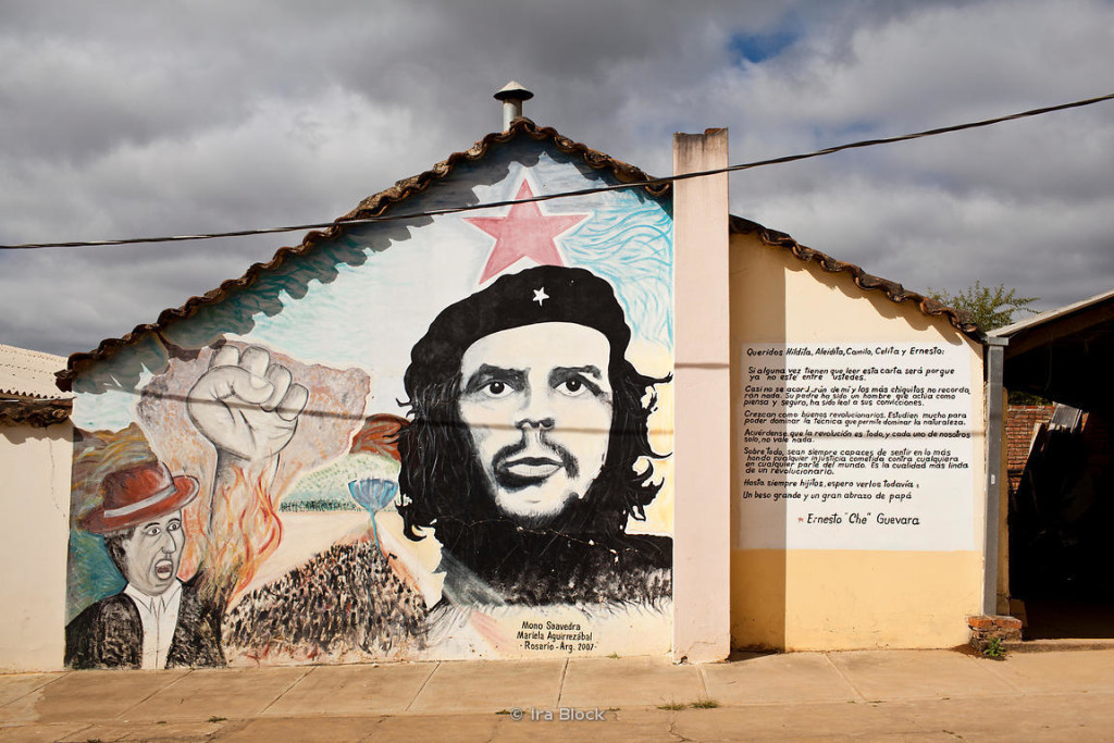 Un mural sur l'hopital de Vallegrande en Bolivie